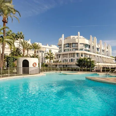 One&lux - Lujoso De 3 Lägenhet