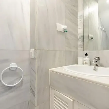 One&lux - Lujoso De 3 Daire Marbella