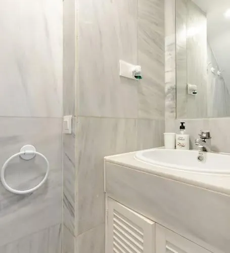One&lux - Lujoso De 3 Apartamento Marbella